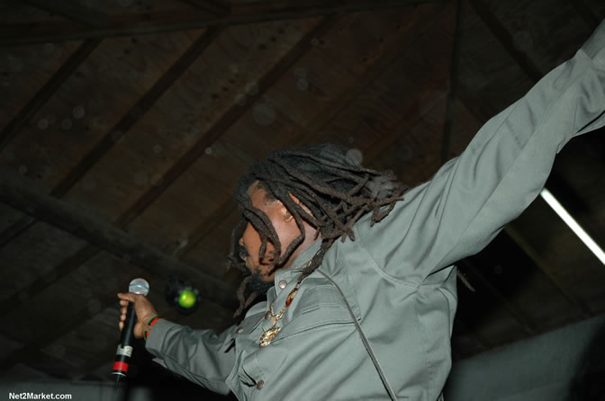 The Messenger, Reggae Super Star - Luciano - Gregory Isaacs - Bobby Dread - Swallow - backed by the Indika Band - Boubon Beach Restaurant, Beach Bar & Oceanfront Accommodations - Negril Travel Guide, Negril Jamaica WI - http://www.negriltravelguide.com - info@negriltravelguide.com...!