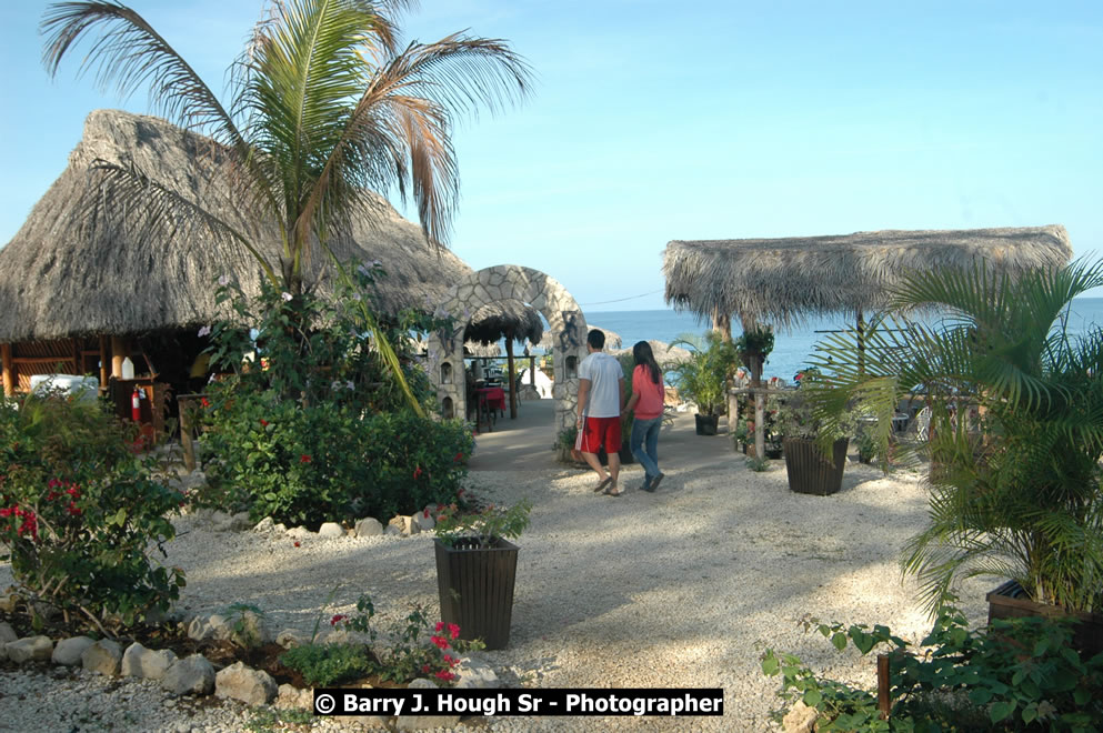 Catcha Fallen Star Resort Rises from the Destruction of Hurricane Ivan, West End, Negril, Westmoreland, Jamaica W.I. - Photographs by Net2Market.com - Barry J. Hough Sr. Photojournalist/Photograper - Photographs taken with a Nikon D70, D100, or D300 -  Negril Travel Guide, Negril Jamaica WI - http://www.negriltravelguide.com - info@negriltravelguide.com...!