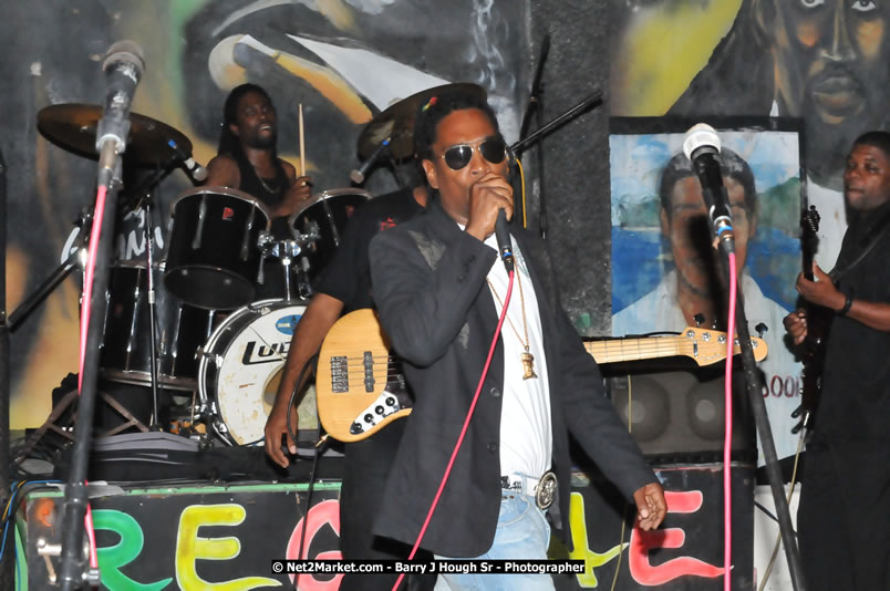  Coco Tea & Silver Cat at Bourbon Beach - Money Cologne Promotions presents The Growning of Coco Tea & Silver Cat at Bourbon Beach, Norman Manley Boulevard, Negril , Westmoreland, Jamaica W.I. - Monday, April 14, 2008 - Photographs by Net2Market.com - Barry J. Hough Sr, Photographer - Photos taken with a Nikon D300 - Negril Travel Guide, Negril Jamaica WI - http://www.negriltravelguide.com - info@negriltravelguide.com...!