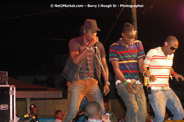 Cross De Harbour @ Lucea Car Park presented by Linkz Entertainment in association with Lucea Chamber of Commerce - Featuring Freddy Mc Gregor, Iley Dread, Mr. Vegas, Lt. Elmo, Champagne, Merital, CC, Brillant, TQ, Mad Dog, Chumps - Lucea, Hanover, Jamaica - Negril Travel Guide.com, Negril Jamaica WI - http://www.negriltravelguide.com - info@negriltravelguide.com...!