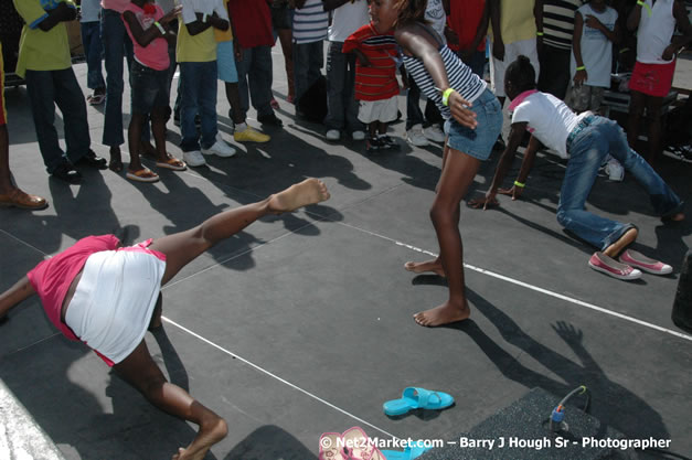 Cross De Harbour @ Lucea Car Park presented by Linkz Entertainment in association with Lucea Chamber of Commerce - Featuring Freddy Mc Gregor, Iley Dread, Mr. Vegas, Lt. Elmo, Champagne, Merital, CC, Brillant, TQ, Mad Dog, Chumps - Lucea, Hanover, Jamaica - Negril Travel Guide.com, Negril Jamaica WI - http://www.negriltravelguide.com - info@negriltravelguide.com...!