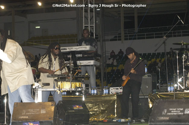 Morgan Heritage - Cure Fest 2007 - Longing For Concert at Trelawny Multi Purpose Stadium, Trelawny, Jamaica - Sunday, October 14, 2007 - Cure Fest 2007 October 12th-14th, 2007 Presented by Danger Promotions, Iyah Cure Promotions, and Brass Gate Promotions - Alison Young, Publicist - Photographs by Net2Market.com - Barry J. Hough Sr, Photographer - Negril Travel Guide, Negril Jamaica WI - http://www.negriltravelguide.com - info@negriltravelguide.com...!