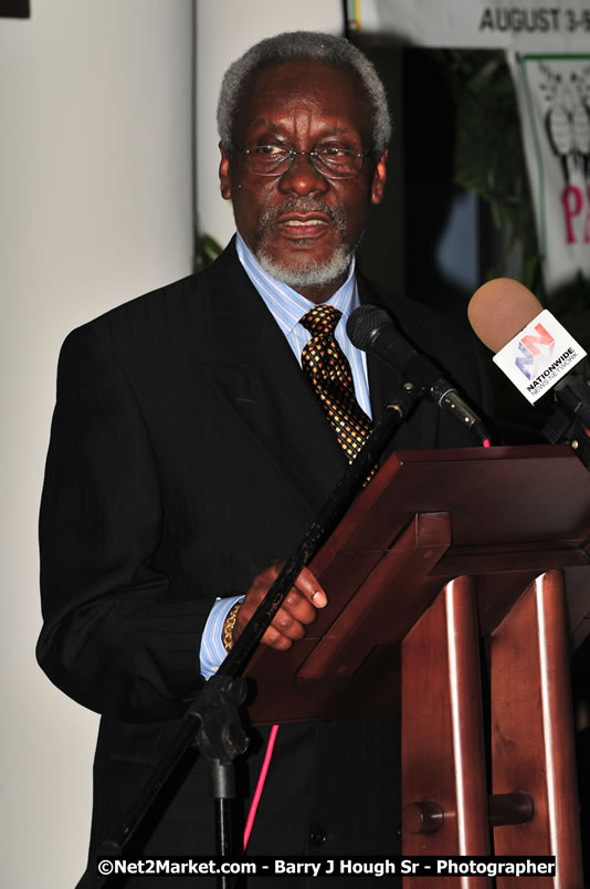 Bird of Paradise Awards & Gala @ Grand Palladium Resort & Spa [Fiesta] - Saturday, August 9, 2008 - Guest Honouree The Most Honourable P.J. Patterson ON, PC, QC - Hanover Homecoming Foundation LTD Jamaica - Wherever you roam ... Hanover bids you ... come HOME - Sunday, August 3 to Saturday, August 9, 2008 - Hanover Jamaica - Photographs by Net2Market.com - Barry J. Hough Sr. Photojournalist/Photograper - Photographs taken with a Nikon D300 - Negril Travel Guide, Negril Jamaica WI - http://www.negriltravelguide.com - info@negriltravelguide.com...!