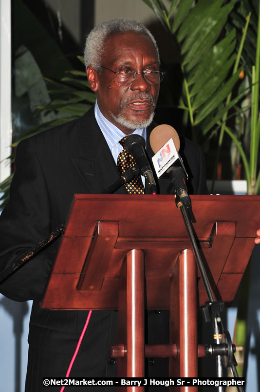 Bird of Paradise Awards & Gala @ Grand Palladium Resort & Spa [Fiesta] - Saturday, August 9, 2008 - Guest Honouree The Most Honourable P.J. Patterson ON, PC, QC - Hanover Homecoming Foundation LTD Jamaica - Wherever you roam ... Hanover bids you ... come HOME - Sunday, August 3 to Saturday, August 9, 2008 - Hanover Jamaica - Photographs by Net2Market.com - Barry J. Hough Sr. Photojournalist/Photograper - Photographs taken with a Nikon D300 - Negril Travel Guide, Negril Jamaica WI - http://www.negriltravelguide.com - info@negriltravelguide.com...!