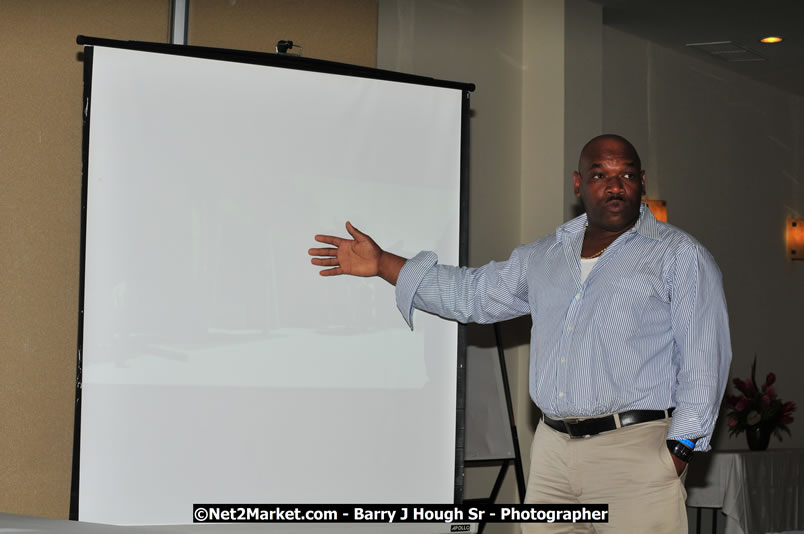 Investment & Business Forum - Brand Jamaica @ Grand Palladium Resort & Spa [Fiesta] - Thursday, August 7, 2008 - Hanover Homecoming Foundation LTD Jamaica - Wherever you roam ... Hanover bids you ... come HOME - Sunday, August 3 to Saturday, August 9, 2008 - Hanover Jamaica - Photographs by Net2Market.com - Barry J. Hough Sr. Photojournalist/Photograper - Photographs taken with a Nikon D300 - Negril Travel Guide, Negril Jamaica WI - http://www.negriltravelguide.com - info@negriltravelguide.com...!