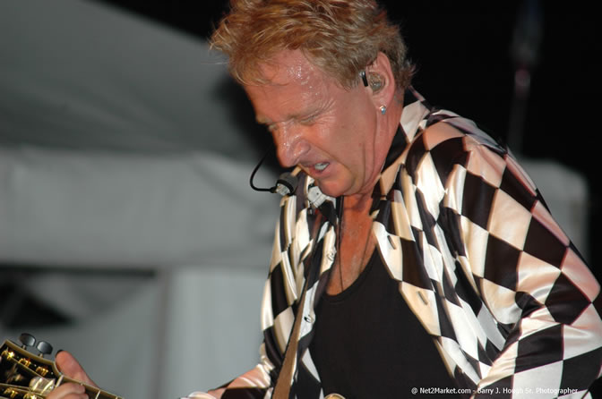 Air Supply - Air Jamaica Jazz & Blues Festival 2006 - The Art of Music - Cinnamon Hill Golf Club - Rosehall Resort & Country Club, Montego Bay, Jamaica W.I. - Thursday, Friday 27, 2006 - Negril Travel Guide, Negril Jamaica WI - http://www.negriltravelguide.com - info@negriltravelguide.com...!