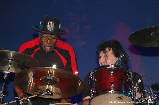 Bo Diddley - Air Jamaica Jazz & Blues Festival 2006 - The Art of Music - Cinnamon Hill Golf Club - Rosehall Resort & Country Club, Montego Bay, Jamaica W.I. - Thursday, Friday 27, 2006 - Negril Travel Guide, Negril Jamaica WI - http://www.negriltravelguide.com - info@negriltravelguide.com...!