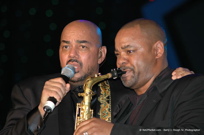 James Ingram - Air Jamaica Jazz & Blues Festival 2006 - The Art of Music - Cinnamon Hill Golf Club - Rosehall Resort & Country Club, Montego Bay, Jamaica W.I. - Thursday, Saturday 28, 2006 - Negril Travel Guide, Negril Jamaica WI - http://www.negriltravelguide.com - info@negriltravelguide.com...!