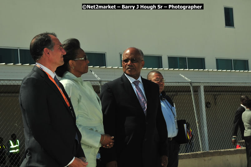 The Unveiling Of The Commemorative Plaque By The Honourable Prime Minister, Orette Bruce Golding, MP, And Their Majesties, King Juan Carlos I And Queen Sofia Of Spain - On Wednesday, February 18, 2009, Marking The Completion Of The Expansion Of Sangster International Airport, Venue at Sangster International Airport, Montego Bay, St James, Jamaica - Wednesday, February 18, 2009 - Photographs by Net2Market.com - Barry J. Hough Sr, Photographer/Photojournalist - Negril Travel Guide, Negril Jamaica WI - http://www.negriltravelguide.com - info@negriltravelguide.com...!