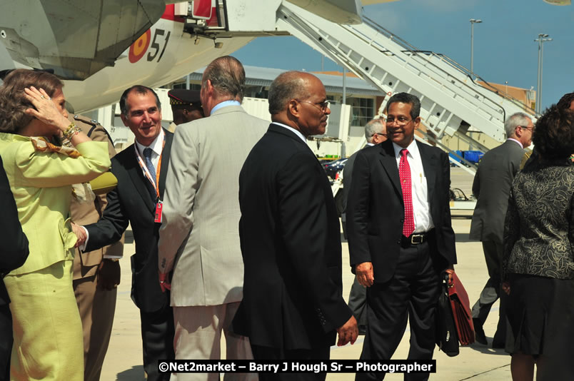 The Unveiling Of The Commemorative Plaque By The Honourable Prime Minister, Orette Bruce Golding, MP, And Their Majesties, King Juan Carlos I And Queen Sofia Of Spain - On Wednesday, February 18, 2009, Marking The Completion Of The Expansion Of Sangster International Airport, Venue at Sangster International Airport, Montego Bay, St James, Jamaica - Wednesday, February 18, 2009 - Photographs by Net2Market.com - Barry J. Hough Sr, Photographer/Photojournalist - Negril Travel Guide, Negril Jamaica WI - http://www.negriltravelguide.com - info@negriltravelguide.com...!