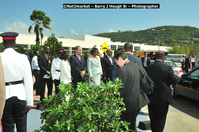 The Unveiling Of The Commemorative Plaque By The Honourable Prime Minister, Orette Bruce Golding, MP, And Their Majesties, King Juan Carlos I And Queen Sofia Of Spain - On Wednesday, February 18, 2009, Marking The Completion Of The Expansion Of Sangster International Airport, Venue at Sangster International Airport, Montego Bay, St James, Jamaica - Wednesday, February 18, 2009 - Photographs by Net2Market.com - Barry J. Hough Sr, Photographer/Photojournalist - Negril Travel Guide, Negril Jamaica WI - http://www.negriltravelguide.com - info@negriltravelguide.com...!