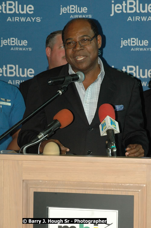 JetBue Airways' Inaugural Air Service between Sangster International Airport, Montego Bay and John F. Kennedy Airport, New York at MBJ Airports Sangster International Airport, Montego Bay, St. James, Jamaica - Thursday, May 21, 2009 - Photographs by Net2Market.com - Barry J. Hough Sr, Photographer/Photojournalist - Negril Travel Guide, Negril Jamaica WI - http://www.negriltravelguide.com - info@negriltravelguide.com...!