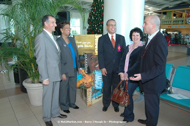 MBJ Airports Limited Welcomes WestJet Airlines - Inaugural Scheduled Service From Toronto Pearsons International Airport - Monday, December 10, 2007 - Sangster International Airport - MBJ Airports Limited, Montego Bay, Jamaica W.I. - Photographs by Net2Market.com - Barry J. Hough Sr, Photographer - Negril Travel Guide, Negril Jamaica WI - http://www.negriltravelguide.com - info@negriltravelguide.com...!