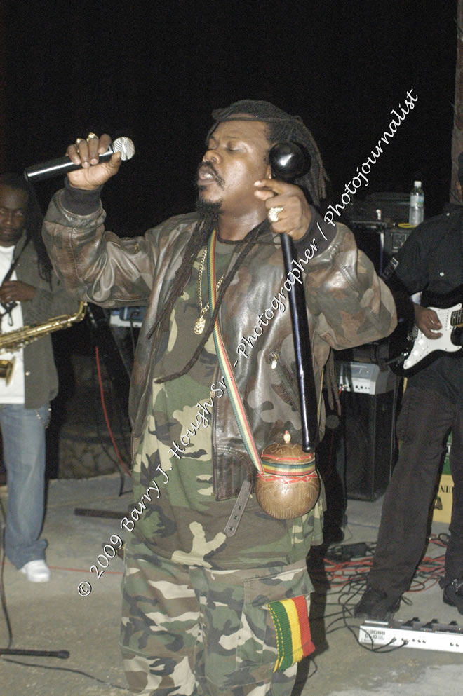  Luciano "Live in Concert" Negril Escape Resort & Spa, Openning Acts: Justice Merchant, and Timmi Burrell, Backing Band: JAH Messenjah, One Love Reggae Summer Series, West End, Negril, Westmoreland, Jamaica W.I. - Tuesday, August 11, 2009 - Photographs by Barry J. Hough Sr. Photojournalist/Photograper - Photographs taken with a Nikon D70, D100, or D300 - Negril Travel Guide, Negril Jamaica WI - http://www.negriltravelguide.com - info@negriltravelguide.com...!