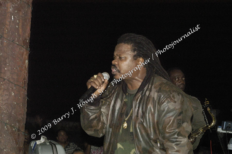  Luciano "Live in Concert" Negril Escape Resort & Spa, Openning Acts: Justice Merchant, and Timmi Burrell, Backing Band: JAH Messenjah, One Love Reggae Summer Series, West End, Negril, Westmoreland, Jamaica W.I. - Tuesday, August 11, 2009 - Photographs by Barry J. Hough Sr. Photojournalist/Photograper - Photographs taken with a Nikon D70, D100, or D300 - Negril Travel Guide, Negril Jamaica WI - http://www.negriltravelguide.com - info@negriltravelguide.com...!