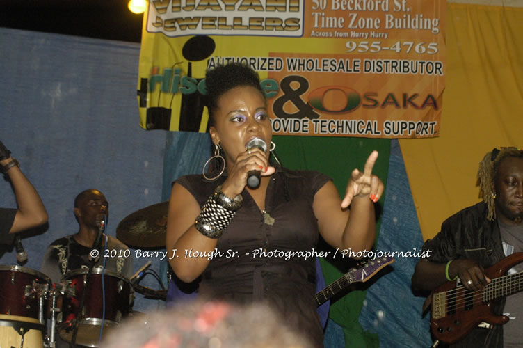 Etana - Live In Concert - One Love Reggae Concert Series 09/10 @ Negril Escape Resort and Spa, December 22, 2009, One Love Drive, West End, Negril, Westmoreland, Jamaica W.I. - Photographs by Net2Market.com - Barry J. Hough Sr, Photographer/Photojournalist - Negril Travel Guide, Negril Jamaica WI - http://www.negriltravelguide.com - info@negriltravelguide.com...!