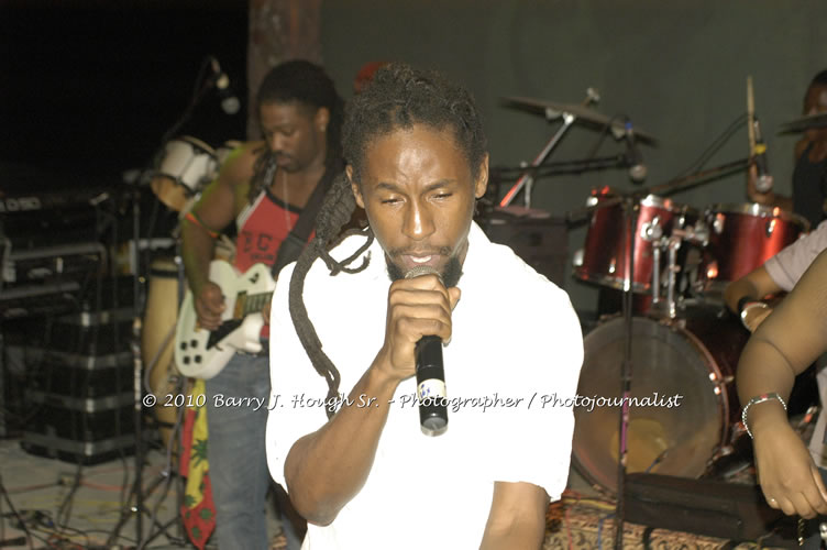 JAH Cure - Live In Concert @ Negril Escape Resort and Spa, December 15, 2009, One Love Drive, West End, Negril, Westmoreland, Jamaica W.I. - Photographs by Net2Market.com - Barry J. Hough Sr, Photographer/Photojournalist - Negril Travel Guide, Negril Jamaica WI - http://www.negriltravelguide.com - info@negriltravelguide.com...!