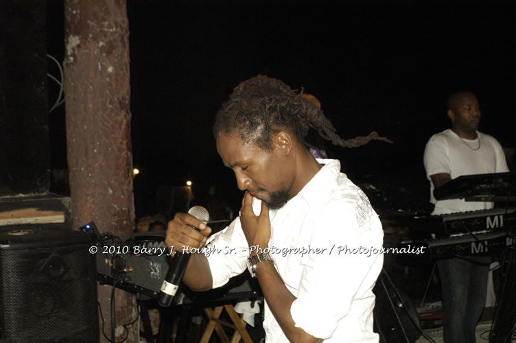 JAH Cure - Live In Concert @ Negril Escape Resort and Spa, December 15, 2009, One Love Drive, West End, Negril, Westmoreland, Jamaica W.I. - Photographs by Net2Market.com - Barry J. Hough Sr, Photographer/Photojournalist - Negril Travel Guide, Negril Jamaica WI - http://www.negriltravelguide.com - info@negriltravelguide.com...!