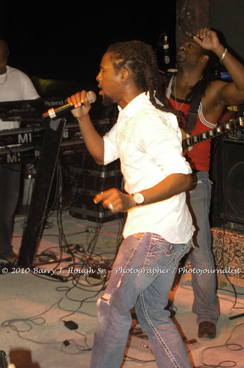 JAH Cure - Live In Concert @ Negril Escape Resort and Spa, December 15, 2009, One Love Drive, West End, Negril, Westmoreland, Jamaica W.I. - Photographs by Net2Market.com - Barry J. Hough Sr, Photographer/Photojournalist - Negril Travel Guide, Negril Jamaica WI - http://www.negriltravelguide.com - info@negriltravelguide.com...!