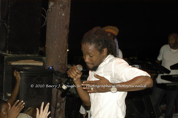 JAH Cure - Live In Concert @ Negril Escape Resort and Spa, December 15, 2009, One Love Drive, West End, Negril, Westmoreland, Jamaica W.I. - Photographs by Net2Market.com - Barry J. Hough Sr, Photographer/Photojournalist - Negril Travel Guide, Negril Jamaica WI - http://www.negriltravelguide.com - info@negriltravelguide.com...!