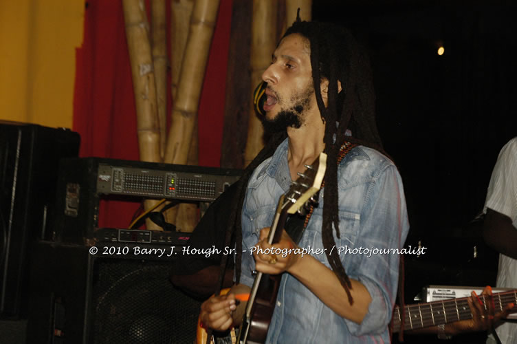 Julian Marley - Grammy Nominee & Son of the Legend Bob Marley - Live in Concert - Also featuring Ras Noble, Power Drill, Iron Head, & Robin Banks - Backing Band Roots Warrior, plus DJ Gemini @ One Love Reggae Concerts Series 09/10 @ Negril Escape Resort & Spa, February 2, 2010, One Love Drive, West End, Negril, Westmoreland, Jamaica W.I. - Photographs by Net2Market.com - Barry J. Hough Sr, Photographer/Photojournalist - The Negril Travel Guide - Negril's and Jamaica's Number One Concert Photography Web Site with over 40,000 Jamaican Concert photographs Published -  Negril Travel Guide, Negril Jamaica WI - http://www.negriltravelguide.com - info@negriltravelguide.com...!