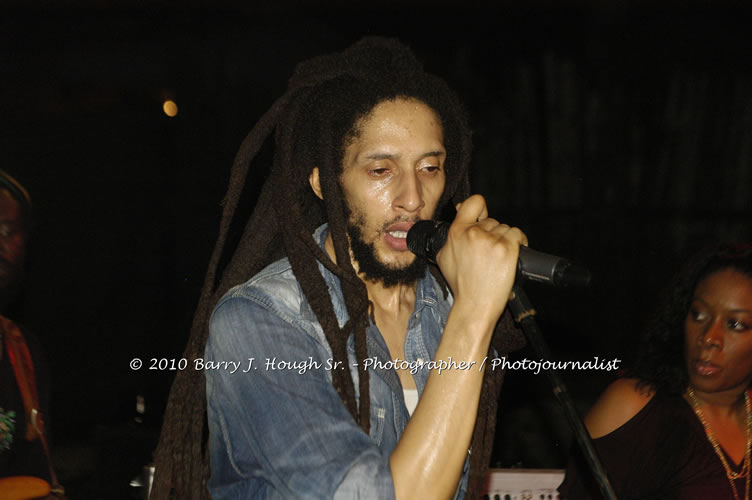 Julian Marley - Grammy Nominee & Son of the Legend Bob Marley - Live in Concert - Also featuring Ras Noble, Power Drill, Iron Head, & Robin Banks - Backing Band Roots Warrior, plus DJ Gemini @ One Love Reggae Concerts Series 09/10 @ Negril Escape Resort & Spa, February 2, 2010, One Love Drive, West End, Negril, Westmoreland, Jamaica W.I. - Photographs by Net2Market.com - Barry J. Hough Sr, Photographer/Photojournalist - The Negril Travel Guide - Negril's and Jamaica's Number One Concert Photography Web Site with over 40,000 Jamaican Concert photographs Published -  Negril Travel Guide, Negril Jamaica WI - http://www.negriltravelguide.com - info@negriltravelguide.com...!