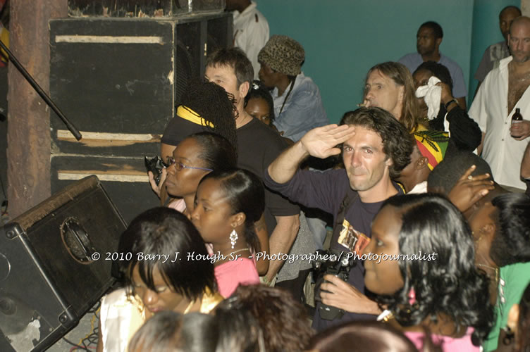 Richie Spice - Live In Concert - One Love Reggae Concert Series 09/10 @ Negril Escape Resort and Spa, January 19, 2010, One Love Drive, West End, Negril, Westmoreland, Jamaica W.I. - Photographs by Net2Market.com - Barry J. Hough Sr, Photographer/Photojournalist - Negril Travel Guide, Negril Jamaica WI - http://www.negriltravelguide.com - info@negriltravelguide.com...!