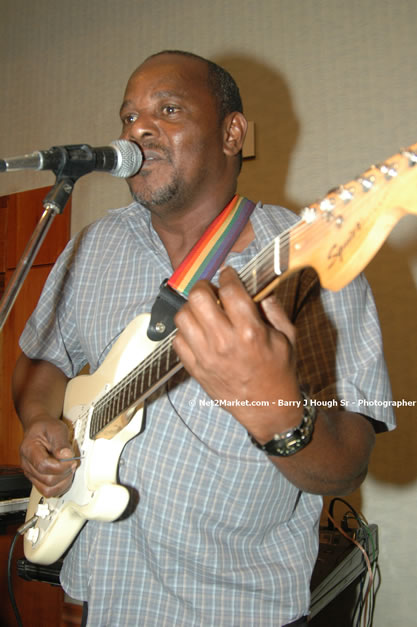 Red Cap Porters Awards - Minister of Tourism, Hon. Edmund Bartlett - Director of Tourism, Basil Smith - Friday, December 14, 2007 - Holiday Inn Sunspree, Montego Bay, Jamaica W.I. - Photographs by Net2Market.com - Barry J. Hough Sr, Photographer - Negril Travel Guide, Negril Jamaica WI - http://www.negriltravelguide.com - info@negriltravelguide.com...!