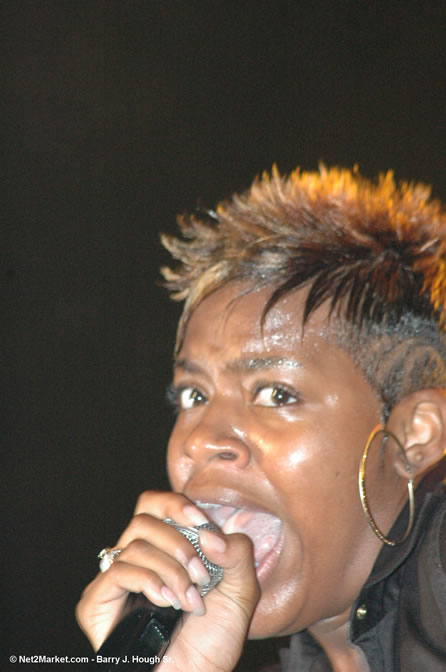 Fantasia - Red Stripe Reggae Sumfest 2005 - International Night #2 - July 23th, 2005 - Negril Travel Guide, Negril Jamaica WI - http://www.negriltravelguide.com - info@negriltravelguide.com...!