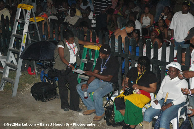 Mackie Conscious - Red Stripe Reggae Sumfest 2007 - Zenith - Saturday, July 21, 2007 - Catherine Hall, Montego Bay, St James, Jamaica W.I. - Negril Travel Guide, Negril Jamaica WI - http://www.negriltravelguide.com - info@negriltravelguide.com...!