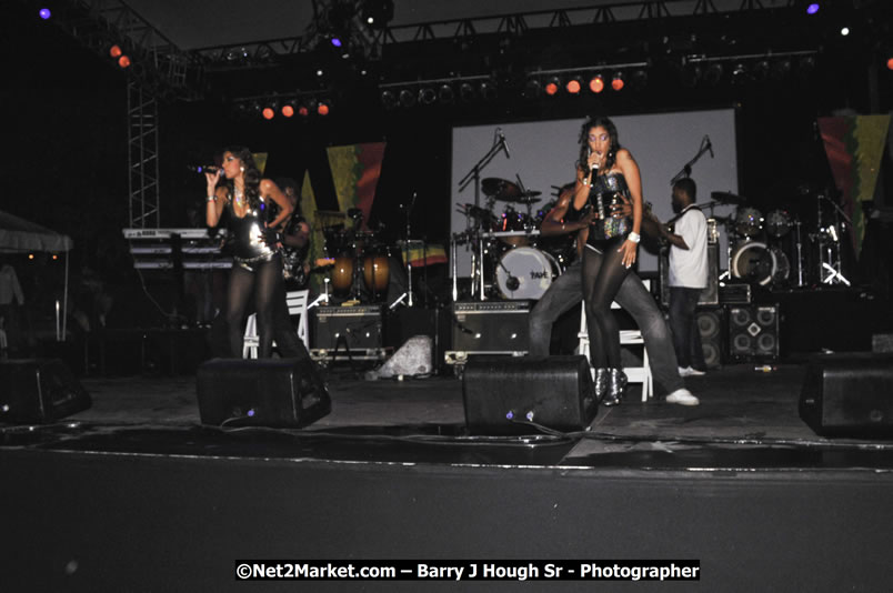 Brick & Lace @ Red Stripe Reggae Sumfest 2008 International Night 2, Catherine Hall, Montego Bay - Saturday, July 19, 2008 - Reggae Sumfest 2008 July 13 - July 19, 2008 - Photographs by Net2Market.com - Barry J. Hough Sr. Photojournalist/Photograper - Photographs taken with a Nikon D300 - Negril Travel Guide, Negril Jamaica WI - http://www.negriltravelguide.com - info@negriltravelguide.com...!