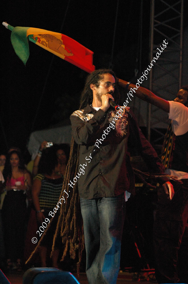 Damian 'Jr. Gong' Marley & NAS @ Reggae Sumfest 2009 - International Night 2 - Reggae Sumfest 2009,Catherine Hall, Montego Bay, St. James, Jamaica W.I. - Saturday, July 25, 2009 - Reggae Sumfest 2009, July 19 - 25, 2009 - Photographs by Net2Market.com - Barry J. Hough Sr. Photojournalist/Photograper - Photographs taken with a Nikon D70, D100, or D300 - Negril Travel Guide, Negril Jamaica WI - http://www.negriltravelguide.com - info@negriltravelguide.com...!