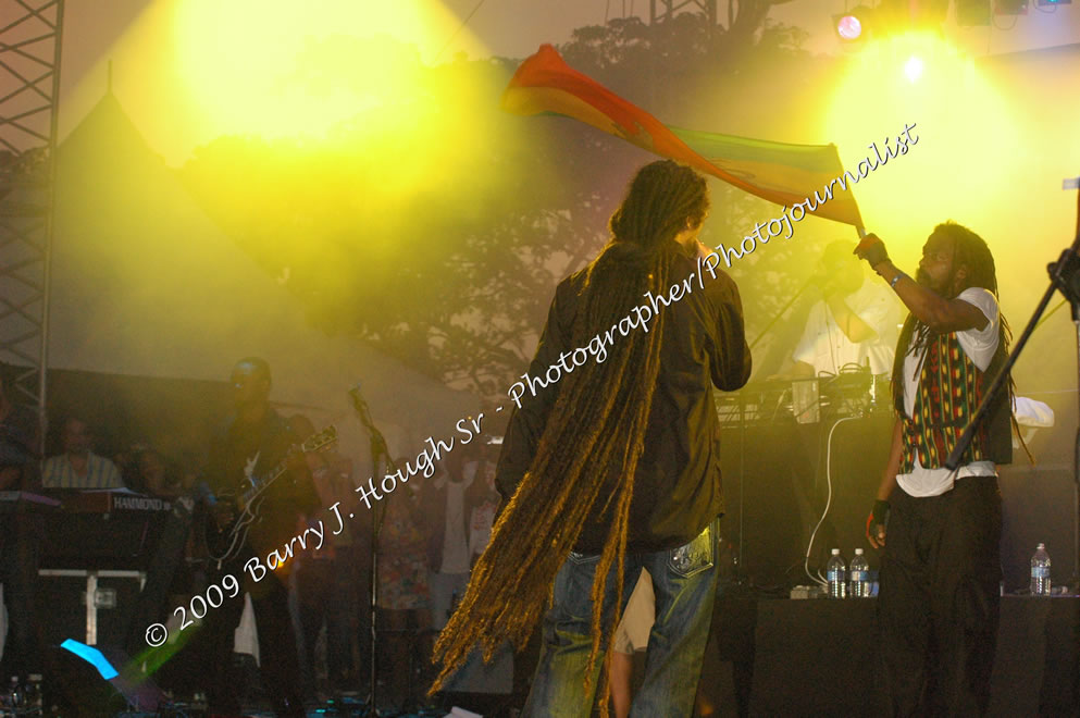 Damian 'Jr. Gong' Marley & NAS @ Reggae Sumfest 2009 - International Night 2 - Reggae Sumfest 2009,Catherine Hall, Montego Bay, St. James, Jamaica W.I. - Saturday, July 25, 2009 - Reggae Sumfest 2009, July 19 - 25, 2009 - Photographs by Net2Market.com - Barry J. Hough Sr. Photojournalist/Photograper - Photographs taken with a Nikon D70, D100, or D300 - Negril Travel Guide, Negril Jamaica WI - http://www.negriltravelguide.com - info@negriltravelguide.com...!