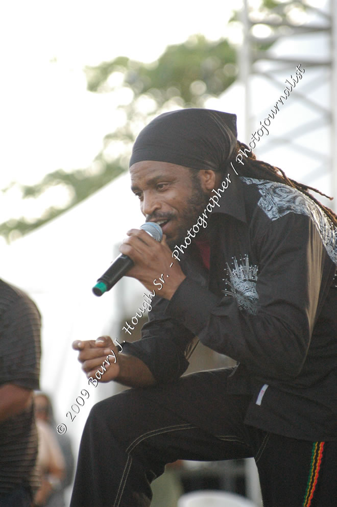 Inner Circle  @ Reggae Sumfest 2009 - International Night 2 - Reggae Sumfest 2009,Catherine Hall, Montego Bay, St. James, Jamaica W.I. - Saturday, July 25, 2009 - Reggae Sumfest 2009, July 19 - 25, 2009 - Photographs by Net2Market.com - Barry J. Hough Sr. Photojournalist/Photograper - Photographs taken with a Nikon D70, D100, or D300 - Negril Travel Guide, Negril Jamaica WI - http://www.negriltravelguide.com - info@negriltravelguide.com...!