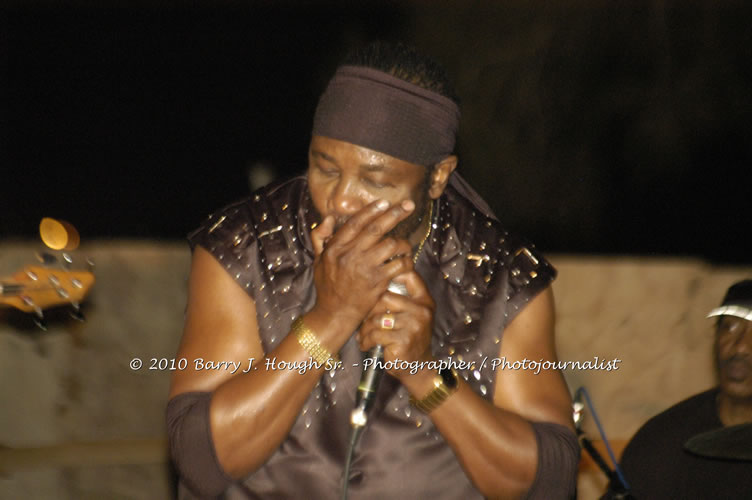 Toots and the Maytals - Grammy Award Winner @ Negril Fest - Presented by Money Cologne Promotions - Special Guest Star Jamaica Michael Jackson, Stama, Adeebe - Backed by Hurricane Band, MC Rev. BB on January 6, 2010 @ Roots Bamboo, Norman Manley Boulevard, Negril, Westmoreland, Jamaica W.I. - Photographs by Net2Market.com - Barry J. Hough Sr, Photographer/Photojournalist - The Negril Travel Guide - Negril's and Jamaica's Number One Concert Photography Web Site with over 40,000 Jamaican Concert photographs Published -  Negril Travel Guide, Negril Jamaica WI - http://www.negriltravelguide.com - info@negriltravelguide.com...!