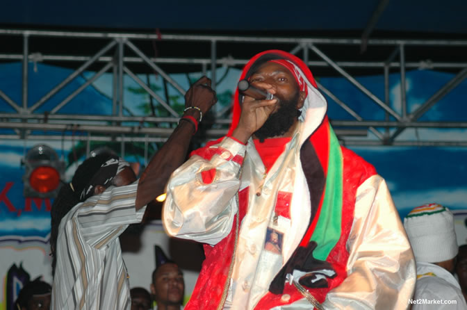 Capleton - Spring Break 2005 -  6th Anniversary - All Day - All Night - Photo Gallery - Sunday, March 13th - Long Bay Beach, Negril Jamaica - Negril Travel Guide, Negril Jamaica WI - http://www.negriltravelguide.com - info@negriltravelguide.com...!