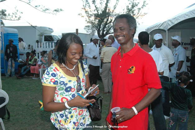 The Ministry of Toursim & The Jamaica Tourist Board present Tourism Awareness Concert in Commemoration of the Start of the 07/08 Winter Tourist Season - Guest Performers: Third World, Tessane Chin, Etana, Assassin, One Third, Christopher Martin, Gumption Band - Saturday, December 15, 2007 - Old Hospital Site, on the Hip Strip, Montego Bay, Jamaica W.I. - Photographs by Net2Market.com - Barry J. Hough Sr, Photographer - Negril Travel Guide, Negril Jamaica WI - http://www.negriltravelguide.com - info@negriltravelguide.com...!