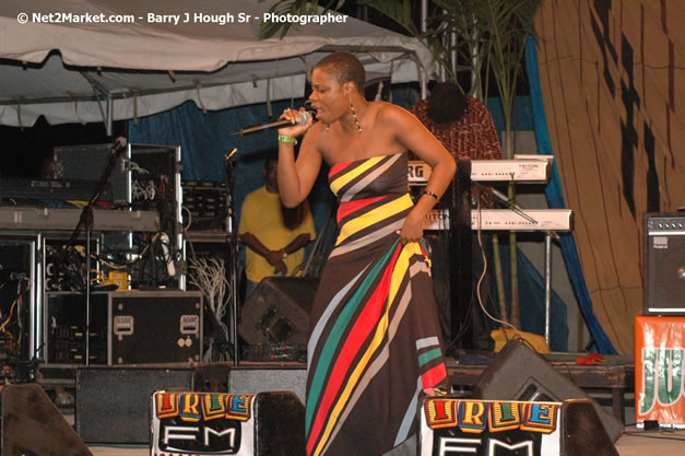 Sasha @ Western Consciousness 2007 - Presented by King of Kings Productons - Saturday, April 28, 2007 - Llandilo Cultural Centre, Savanna-La-Mar, Westmoreland, Jamaica W.I. - Negril Travel Guide, Negril Jamaica WI - http://www.negriltravelguide.com - info@negriltravelguide.com...!