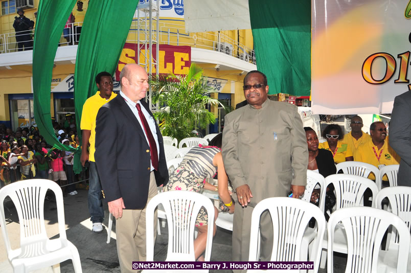 The City of Montego Bay Welcomes Our 2008 Olympians - Western Motorcade - Civic Ceremony - A Salute To Our Beijing Heros - Sam Sharpe Square, Montego Bay, Jamaica - Tuesday, October 7, 2008 - Photographs by Net2Market.com - Barry J. Hough Sr. Photojournalist/Photograper - Photographs taken with a Nikon D300 - Negril Travel Guide, Negril Jamaica WI - http://www.negriltravelguide.com - info@negriltravelguide.com...!