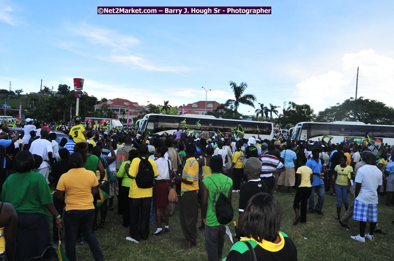 The City of Montego Bay Welcomes Our 2008 Olympians - Western Motorcade - Civic Ceremony - A Salute To Our Beijing Heros - Sam Sharpe Square, Montego Bay, Jamaica - Tuesday, October 7, 2008 - Photographs by Net2Market.com - Barry J. Hough Sr. Photojournalist/Photograper - Photographs taken with a Nikon D300 - Negril Travel Guide, Negril Jamaica WI - http://www.negriltravelguide.com - info@negriltravelguide.com...!