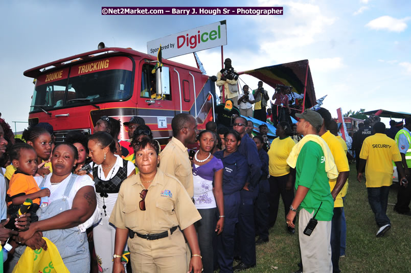 The City of Montego Bay Welcomes Our 2008 Olympians - Western Motorcade - Civic Ceremony - A Salute To Our Beijing Heros - Sam Sharpe Square, Montego Bay, Jamaica - Tuesday, October 7, 2008 - Photographs by Net2Market.com - Barry J. Hough Sr. Photojournalist/Photograper - Photographs taken with a Nikon D300 - Negril Travel Guide, Negril Jamaica WI - http://www.negriltravelguide.com - info@negriltravelguide.com...!